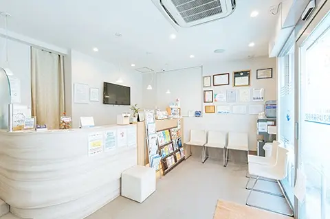 おぎはら歯科医院 山手CTインプラントセンター おぎはら歯科医院 山手CTインプラントセンター マウスピース矯正の画像