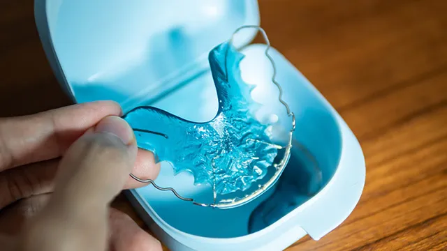 リテーナーが浮くのを予防する方法の画像
