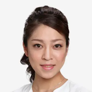 亀山 愛子 歯科医師の画像