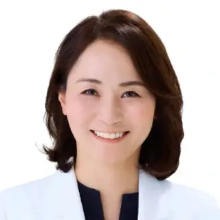 来栖 彩 歯科医師の画像
