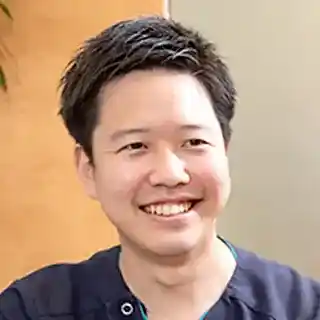 中平 賢吾 歯科医師の画像