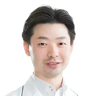 南保 友樹 歯科医師の画像